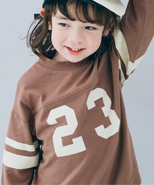 p.premier（ピードットプルミエ）の「【ジュニア対応】イロチ買いしたいフットボール切替長袖Tシャツ（Tシャツ/カットソー・キッズ・ダークグリーン/チャコール/ブラウン/グリーン/ブルー・110/100/140/130/120/90/80）」の3枚目の写真