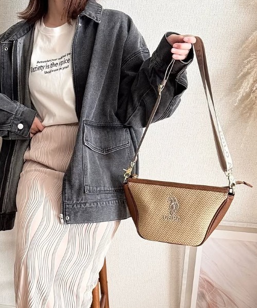 U.S. POLO ASSN.(ユーエスポロアッスン)の「【U.S. POLO ASSN.】 ユーエスポロアッスン バカンス ハーフムーンショルダーバッグ USPA-2701(ショルダーバッグ・レディース・ホワイト/ブラウン/ブラック・FREE)」の6枚目の写真
