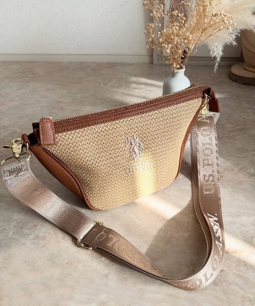 U.S. POLO ASSN.(ユーエスポロアッスン)の「【U.S. POLO ASSN.】 ユーエスポロアッスン バカンス ハーフムーンショルダーバッグ USPA-2701(ショルダーバッグ・レディース・ホワイト/ブラウン/ブラック・FREE)」の9枚目の写真