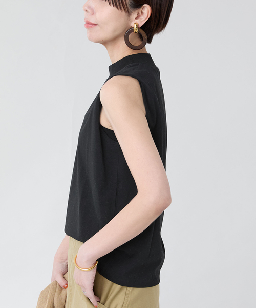 ATON(エイトン)の「ATON(エイトン)MOCKNECK SLEEVELESS PULLOVER KKAGGM0113(Tシャツ/カットソー・レディース・ホワイト/ブラック・SMALL)」の4枚目の写真