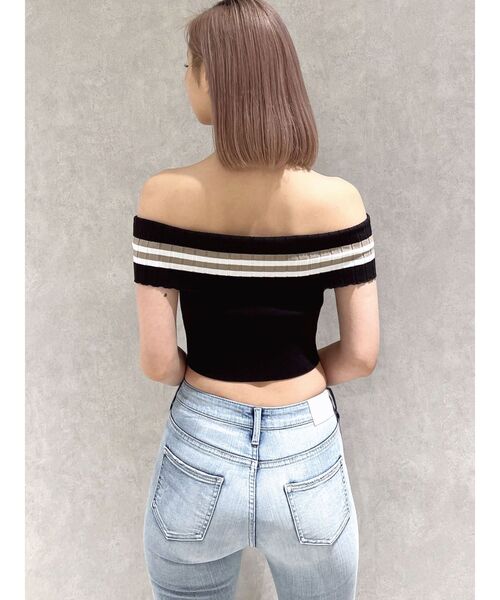 GYDA(ジェイダ)の「SymmetryGYDAオフショルニットトップス(Tシャツ/カットソー・レディース・グレー/オフホワイト/ブラック・FREE)」の9枚目の写真