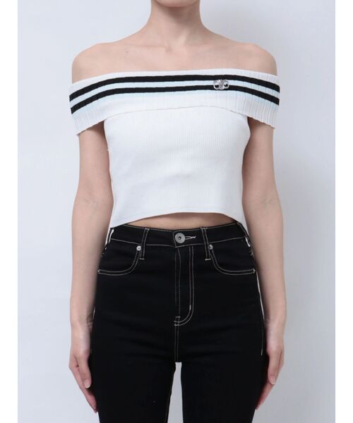 GYDA(ジェイダ)の「SymmetryGYDAオフショルニットトップス(Tシャツ/カットソー・レディース・グレー/オフホワイト/ブラック・FREE)」の19枚目の写真