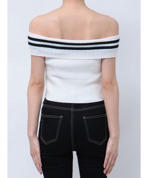 GYDA(ジェイダ)の「SymmetryGYDAオフショルニットトップス(Tシャツ/カットソー・レディース・グレー/オフホワイト/ブラック・FREE)」の21枚目の写真