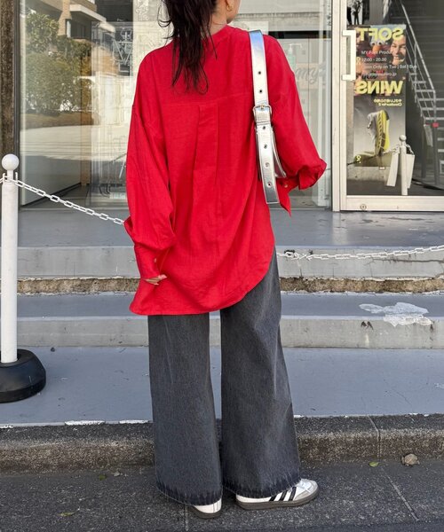 CIAOPANIC TYPY（チャオパニックティピー）の「【冷房・日焼け対策/ロングセラー】リネンレーヨンバンドカラーシャツ（シャツ/ブラウス・レディース・ピンク/カーキ/ベージュ/イエロー/ネイビー/チャコールグレー/ホワイト/レッド・ONE SIZE）」の13枚目の写真