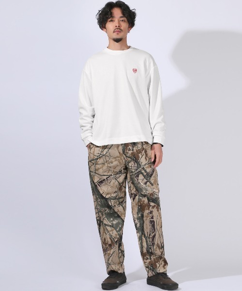 LUXSTYLE（ラグスタイル）の「ワンポイント刺繍入りロンT（Tシャツ/カットソー・メンズ・ネイビー/ホワイト/グレー/ブラック・L/XL/M）」の8枚目の写真