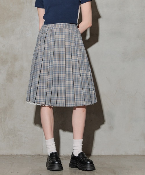 FOREVER 21（フォーエバー トゥエンティーワン）の「【2025SS】レースドッキングミディスカート（スカート・レディース・グリーン/ブルー/チャコールグレー/ベージュ/ネイビー・SMALL/MEDIUM）」の9枚目の写真