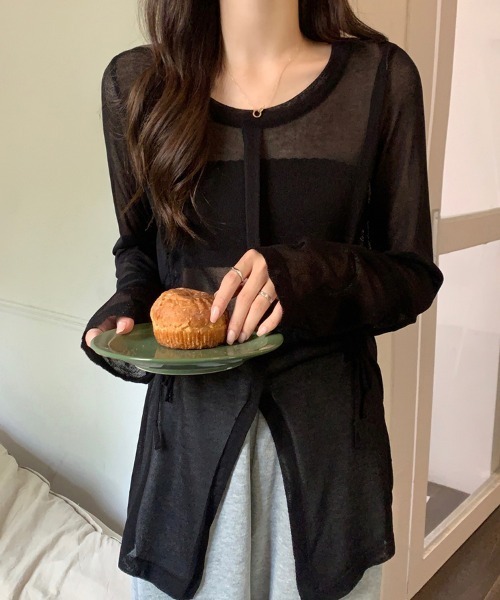 SallyLunn(サリーラン)の「【大人の抜け感】シャーリングシアートップス(Tシャツ/カットソー・レディース・ピンク/ブラック/アイボリー・FREE)」の4枚目の写真