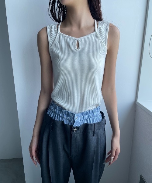 AIC.(エーアイシー)の「クロスデザインリブトップス(タンクトップ・レディース・アイボリー/ブラック・FREE)」の18枚目の写真