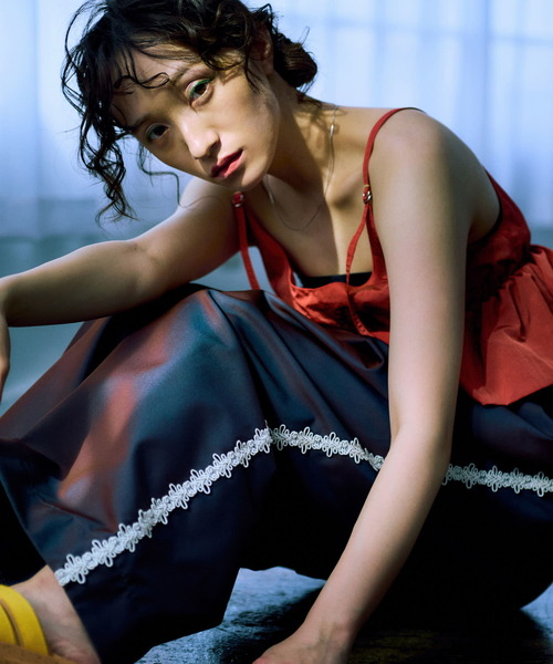 THE GOODLAND MARKET(ザグッドランドマーケット)の「cwtch 2WAY BUSTIER(キャミソール・レディース・ライトグレー/レッド/ブラック・FREE)」の10枚目の写真