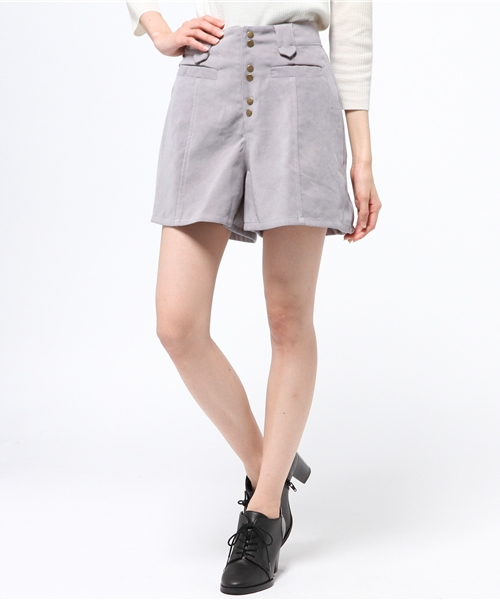 mystic(ミスティック)の「【mystic】フェイクスエードショートパンツ(その他パンツ・レディース・ブラック/グレー/キャメル・1/2)」の3枚目の写真