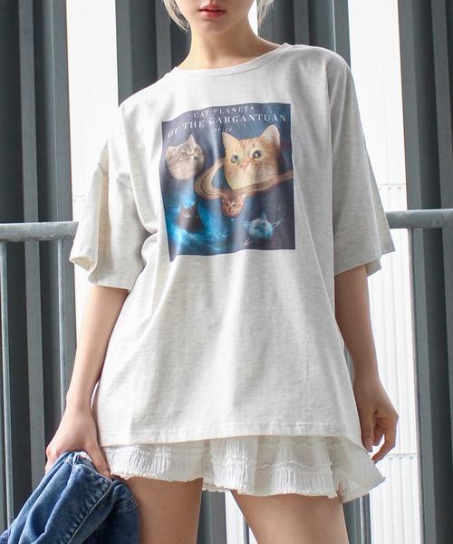 SpRay(スプレイ)の「宇宙ねこ BIG Tシャツ(Tシャツ/カットソー・レディース・オフホワイト/オートミール/スミクロ・FREE)」の4枚目の写真