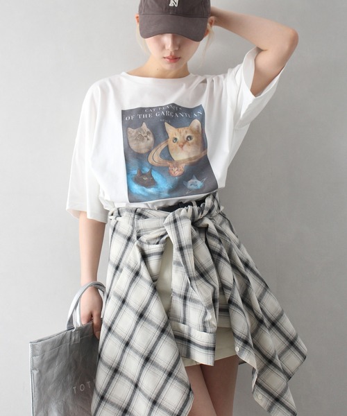 SpRay(スプレイ)の「宇宙ねこ BIG Tシャツ(Tシャツ/カットソー・レディース・オフホワイト/オートミール/スミクロ・FREE)」の14枚目の写真
