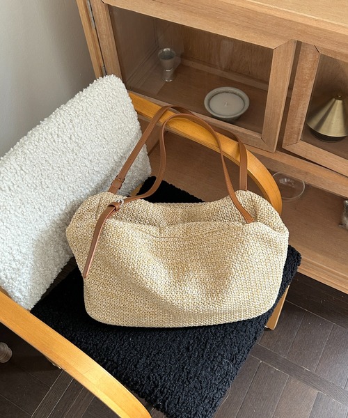 FINEnough(ファインナフ)の「ストローメッシュショルダーバッグ(ショルダーバッグ・レディース・ライトベージュ/ベージュ/イエロー・FREE)」の14枚目の写真