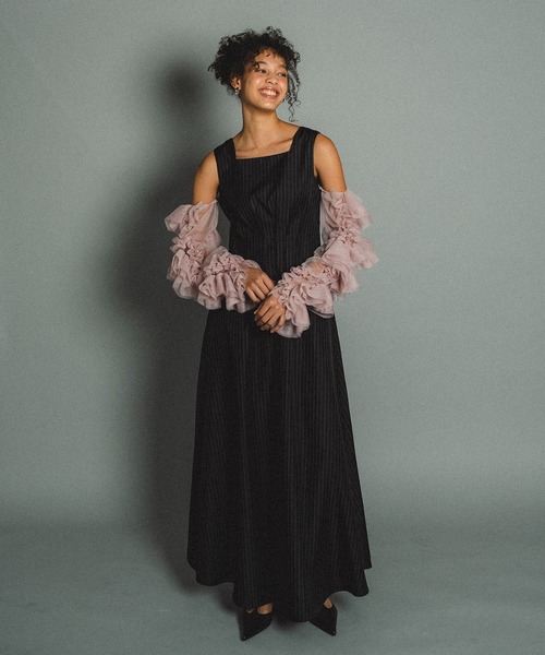 et.UNiVER(エトユニベール)の「Frourish attched dress(ドレス・レディース・ライトグレー/ブラック/グレー・SMALL/MEDIUM/LARGE)」の9枚目の写真