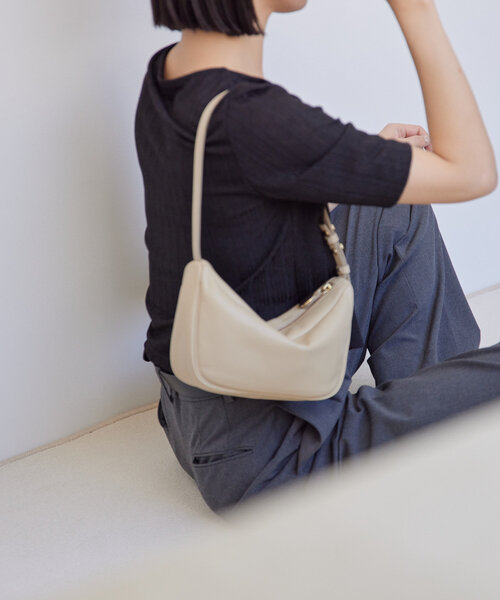 セール】【再値下】ソフトミニワンショルダーバッグ(CE-1551