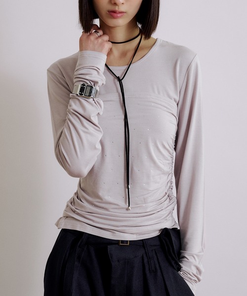 MUHET(ミュエータ)の「【set item】rhinestone bustier & long sleeve tops / ラインストーン付きビスチェロンT(Tシャツ/カットソー・レディース・ライトグレー/ライトブルー/ブラック/オフホワイト・FREE)」の3枚目の写真
