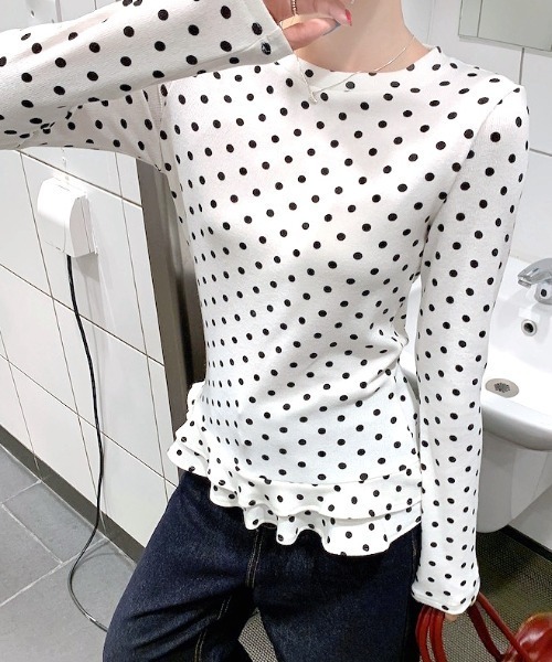 SHEENA(シーナ)の「裾フリルドットプリントロンT/長袖Tシャツ(Tシャツ/カットソー・レディース・ホワイト・M)」の1枚目の写真