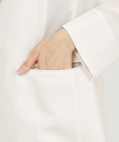 EVEX by KRIZIA（エヴェックスバイクリツィア）の「【L】【カタログ掲載品】【ウォッシャブル】シアーヴィンテージスラブテーラージャケット（テーラードジャケット・レディース・ブラック/オフホワイト・44/46）」の8枚目の写真