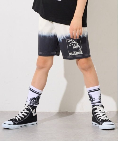 XLARGE KIDS（エクストララージキッズ）の「グラデーションタイダイショートパンツ（その他パンツ・キッズ・ブラック/オレンジ・110cm/140cm/130cm/80ｃｍ/90cm/100cm/120cm）」の2枚目の写真