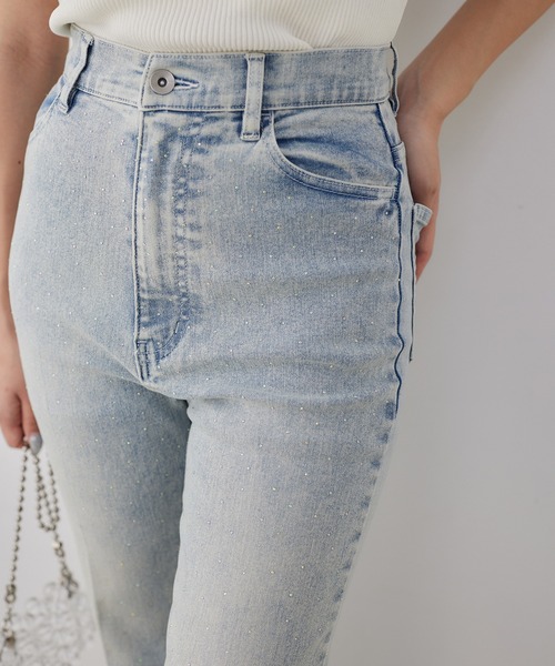 one after another NICE CLAUP(ワンアフターアナザーナイスクラップ)の「ビジューフレアデニムパンツ(デニムパンツ・レディース・ブルー系その他/ブルー/ネイビー・SMALL/MEDIUM)」の19枚目の写真