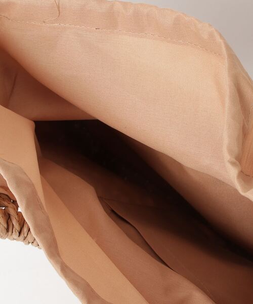 folka（フォルカ）の「5E30 大容量 軽量 サークル ラウンドハンドル カゴバッグ ビーチバッグ 巾着付（かごバッグ・レディース・ベージュ/ブラウン・ONESIZE）」の4枚目の写真