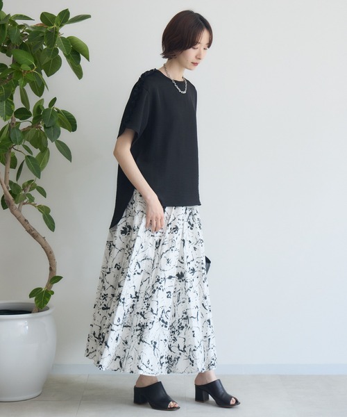 tシャツ TRANOI .ショルダーフリルレイズプルオーバー レディース TRANOI .ショルダーフリルレイズプルオーバー（Tシャツ