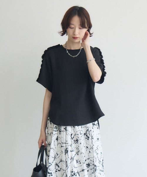 tシャツ TRANOI .ショルダーフリルレイズプルオーバー レディース TRANOI .ショルダーフリルレイズプルオーバー（Tシャツ
