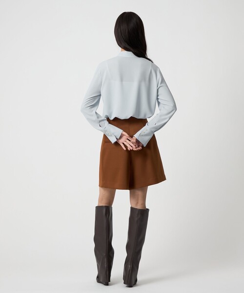 EMMEL REFINES(エメルリファインズ)の「<EMMEL REFINES>EM パイピングエリ トロミシャツ(シャツ/ブラウス・レディース・オフホワイト/ライトブルー/ダークブラウン・FREE)」の13枚目の写真