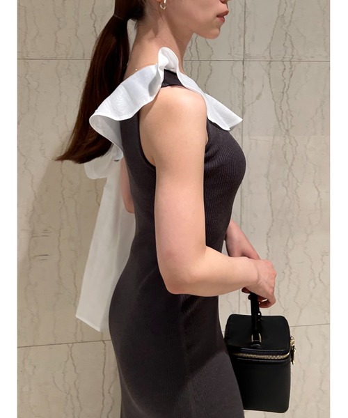 SNIDEL（スナイデル）の「ワンショルリボンニットワンピース（ワンピース・レディース・ブラック/ダークグレー/ミント・F）」の20枚目の写真