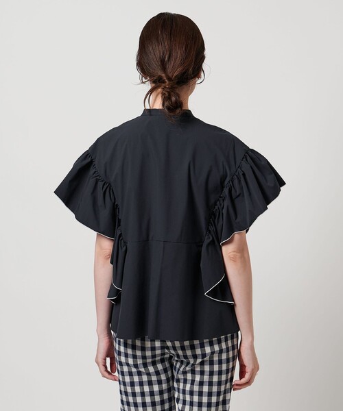 UNITED ARROWS（ユナイテッドアローズ）の「イージー フレアスリーブ ブラウス ‐撥水・UVカット・防シワ‐（シャツ/ブラウス・レディース・オフホワイト/ブラック/ライム/ネイビー・FREE）」の10枚目の写真