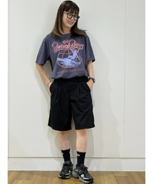 GAP(ギャップ)の「●ビーチ・ボーイズ グラフィックTシャツ/ BEACH BOYS(Tシャツ/カットソー・メンズ・ネイビー・L/XL/XS/S/M)」の7枚目の写真