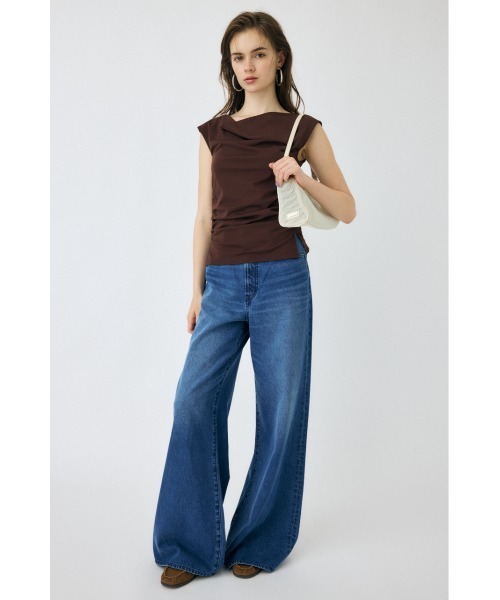 MOUSSY（マウジー）の「COWL NECK ノースリーブトップス（Tシャツ/カットソー・レディース・オフホワイト/ブラック/ブラウン・FREE）」の13枚目の写真
