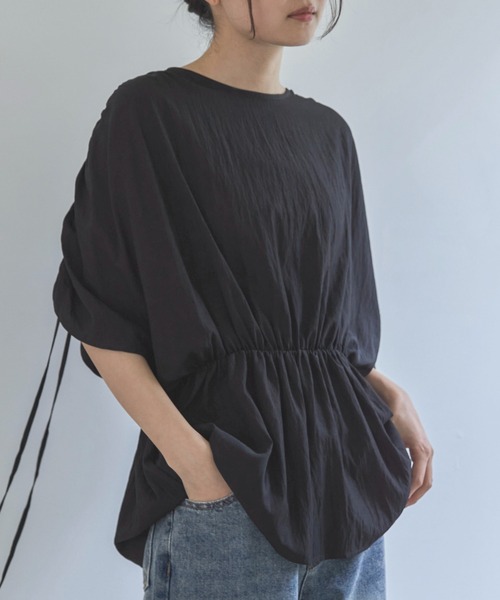 feepur（フェピュール）の「ショルダーギャザーボックスブラウス（シャツ/ブラウス・レディース・アイボリー/ブラック・MEDIUM）」の16枚目の写真