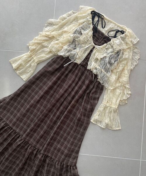 MAJESTIC LEGON（マジェスティックレゴン）の「キャミセットフリルブラウス（シャツ/ブラウス・レディース・アイボリー/ブルー系その他2/グレー系その他/ホワイト系その他2・MEDIUM）」の6枚目の写真