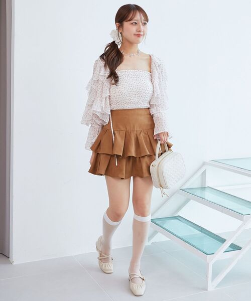 MAJESTIC LEGON（マジェスティックレゴン）の「キャミセットフリルブラウス（シャツ/ブラウス・レディース・アイボリー/ブルー系その他2/グレー系その他/ホワイト系その他2・MEDIUM）」の16枚目の写真