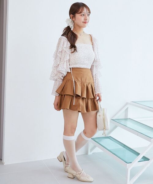 MAJESTIC LEGON（マジェスティックレゴン）の「キャミセットフリルブラウス（シャツ/ブラウス・レディース・アイボリー/ブルー系その他2/グレー系その他/ホワイト系その他2・MEDIUM）」の17枚目の写真