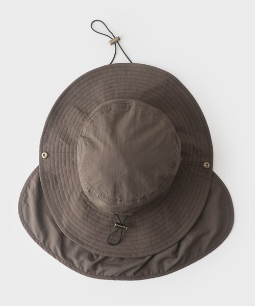 OPAQUE.CLIP(オペークドットクリップ)の「シェード付ハット(ハット・レディース・ダークブラウン/チャコールグレー・00)」の11枚目の写真