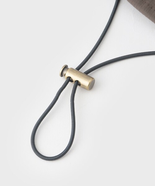 OPAQUE.CLIP(オペークドットクリップ)の「シェード付ハット(ハット・レディース・ダークブラウン/チャコールグレー・00)」の8枚目の写真