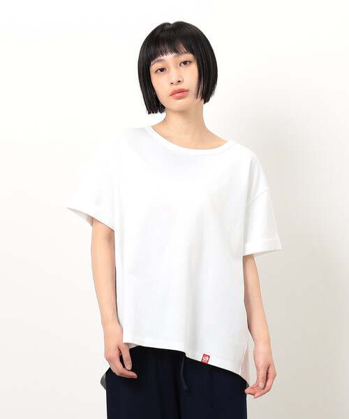 ONIGIRI（オニギリ）の「バックタックＴシャツ（Tシャツ/カットソー・レディース・オフホワイト/サックスブルー・FREE）」の2枚目の写真