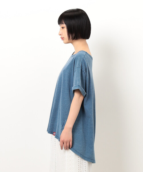 ONIGIRI（オニギリ）の「バックタックＴシャツ（Tシャツ/カットソー・レディース・オフホワイト/サックスブルー・FREE）」の12枚目の写真