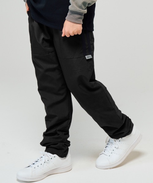 KRIFF MAYER Kid's Collection（クリフメイヤーキッズコレクション）の「【撥水・防汚】裏付きアクティブムーブパンツ（その他パンツ・キッズ・ブラック/ベージュ/パープル/グリーン・120/130/140/150/160/170）」の2枚目の写真