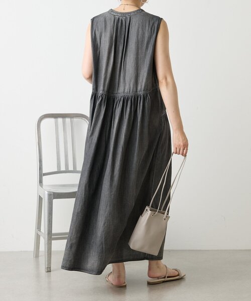 Jena espace merveilleux（ジェナ　エスパスメルヴェイユ）の「シアーデニムギャザーワンピース（ワンピース・レディース・ブルー/ブラック・FREE）」の5枚目の写真