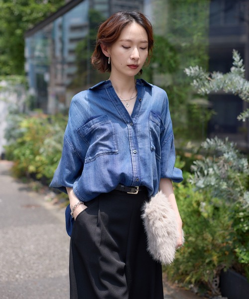 本日限りの大特価!!ディニテ コリエ シアー デニム シャツ　ブルー 商品名：シアーデニムシャツ サイズ：フリー 値段：¥17,800+税⁠ カラー