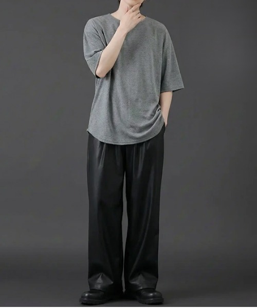 revertical(リバーティカル)の「ボートネックラウンド半袖Tシャツ(Tシャツ/カットソー・メンズ・ベージュ/グレー/ブラック・SMALL/MEDIUM/LARGE)」の11枚目の写真