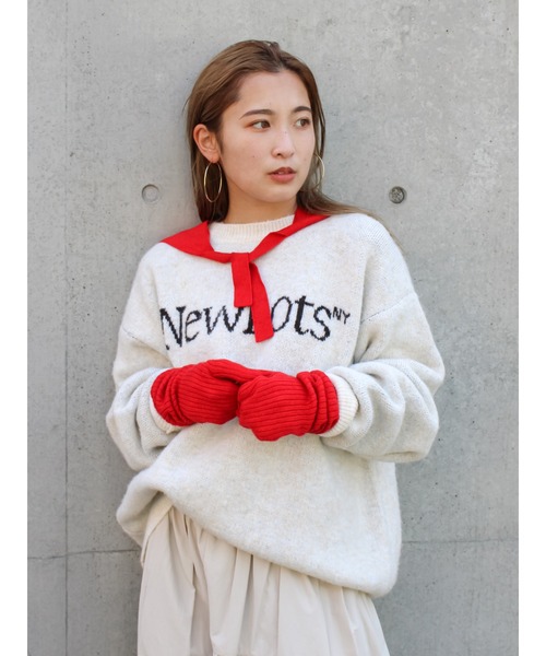 Ungrid（アングリッド）の「【WEB限定】ロゴルーズニット（ニット/セーター・レディース・レッド/アイボリー/ネイビー/モカ/チャコールグレー・FREE）」の2枚目の写真