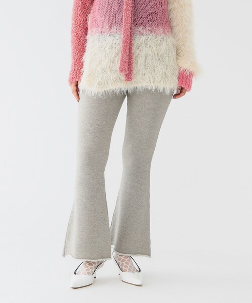 maturely(マチュアリー)の「【1/15再値下げ】maturely / グリッター ジッパー パンツ(スウェットパンツ・レディース・シルバー/ゴールド・0/1)」の2枚目の写真