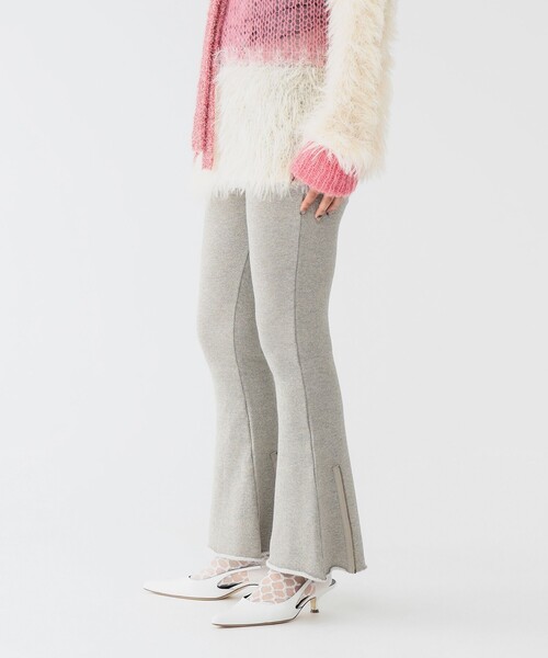 maturely(マチュアリー)の「【1/15再値下げ】maturely / グリッター ジッパー パンツ(スウェットパンツ・レディース・シルバー/ゴールド・0/1)」の18枚目の写真