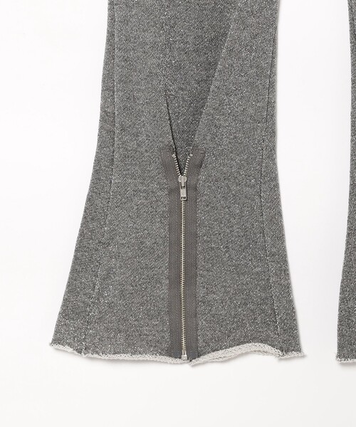 maturely(マチュアリー)の「【1/15再値下げ】maturely / グリッター ジッパー パンツ(スウェットパンツ・レディース・シルバー/ゴールド・0/1)」の21枚目の写真