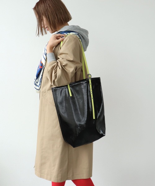 Three Four Time（ｽﾘｰﾌｫｰﾀｲﾑ）の「【Casselini / キャセリーニ】ミニバックルカラートート（トートバッグ・レディース・ブルー/ブラック/ワインレッド・FREE）」の2枚目の写真