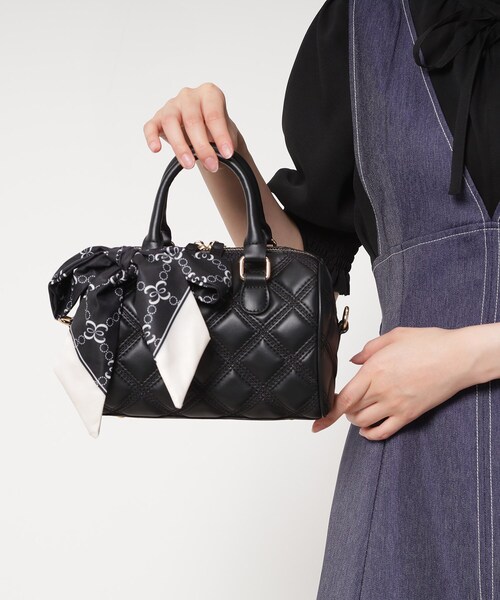 ESPERANZA(エスペランサ)の「スカーフリボンキルティングバッグ(ショルダーバッグ・レディース・アイボリー/ブラック/ピンク系・FREE)」の22枚目の写真